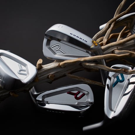 ロッディオ　RODDIO  MC シリーズ　アイアン【＃7〜＃P】4本セット　グラファイトデザイン　RAUNE　ラウネ　IRON　アイアン専用シャフト付