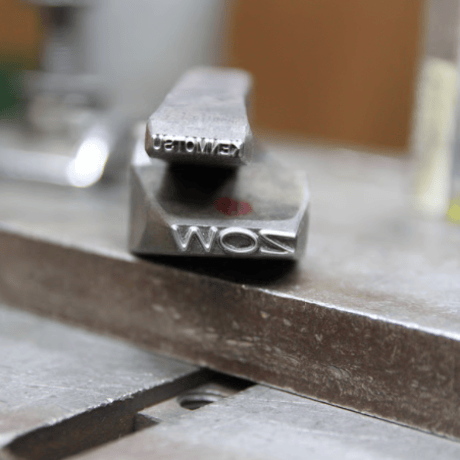 モズ　MOZ  TYPE  J-03  アイアン【＃5〜P】6本セット  ダイナミックゴールド　105　アイアン用シャフト付