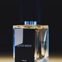 RboW ケース スタディ オードパフューム 30ml　（BLACK WOOD）