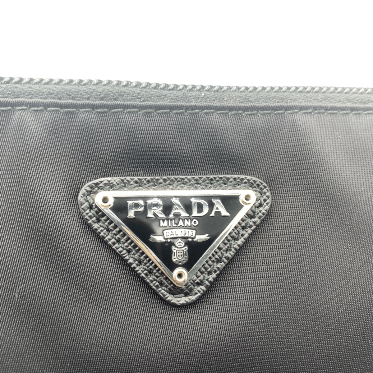 PRADA プラダ ロゴプレート ナイロンポーチ ブラック | ラクトク