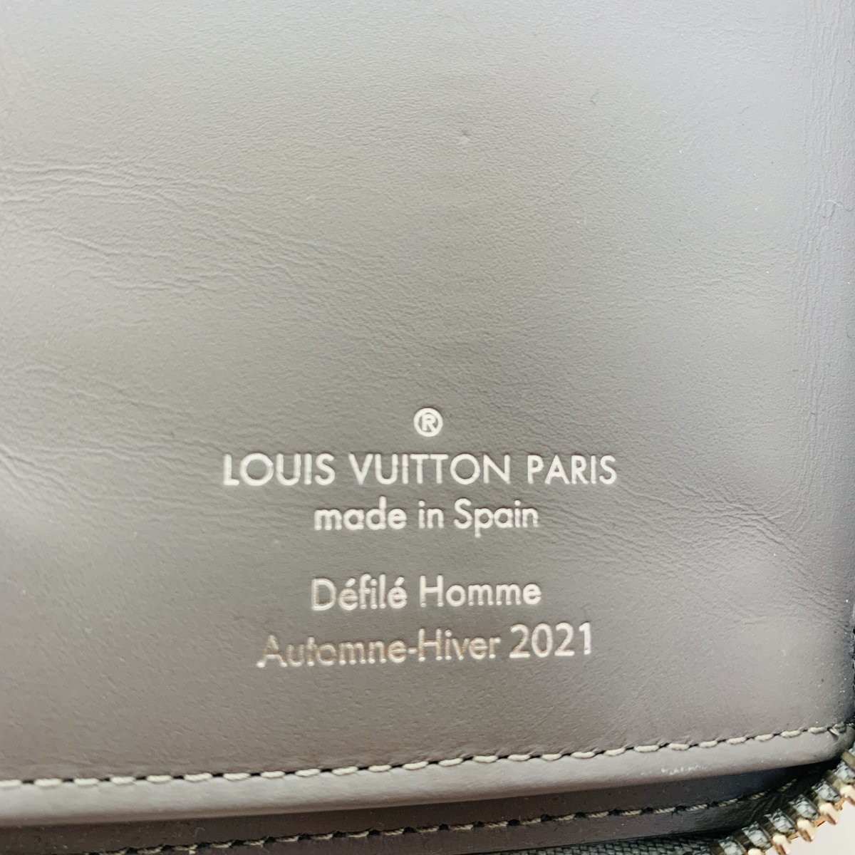 LOUIS VUITTON モノグラム・ミラー ジッピーウォレット・ヴェル