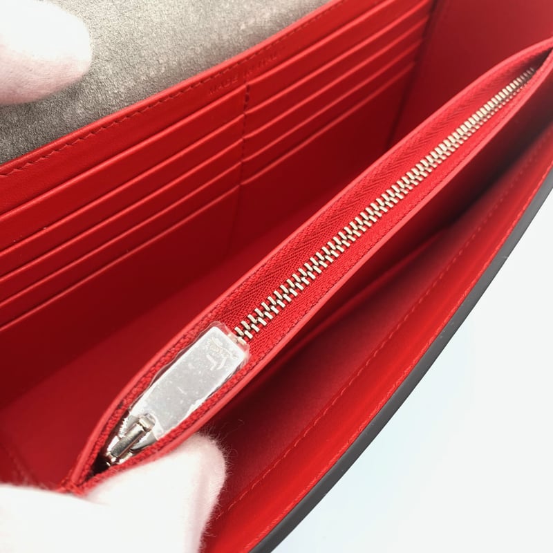 Christian Louboutin クリスチャンルブタン paloma チェーンウォレット
