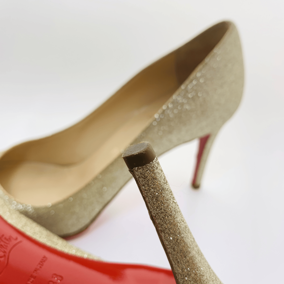 Christian Louboutin パンプス グリッター シルバー 25.0cm Christian Louboutin パンプス グリッター シルバー 25.0cm