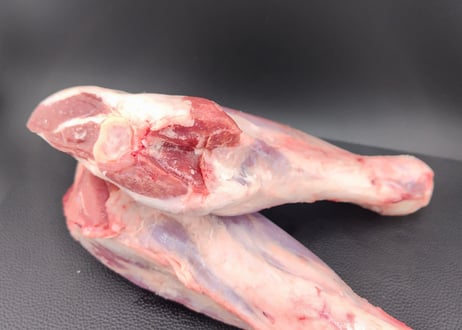 ラムシャンク（骨付きスネ肉）