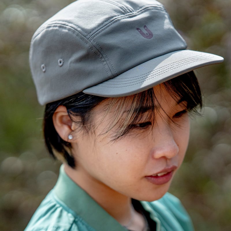 タヌキ　tannuki キャップ　ランニング　登山 タヌキ〉がメッシュに化ける。〈TANNUKI〉のランニングキャップ。