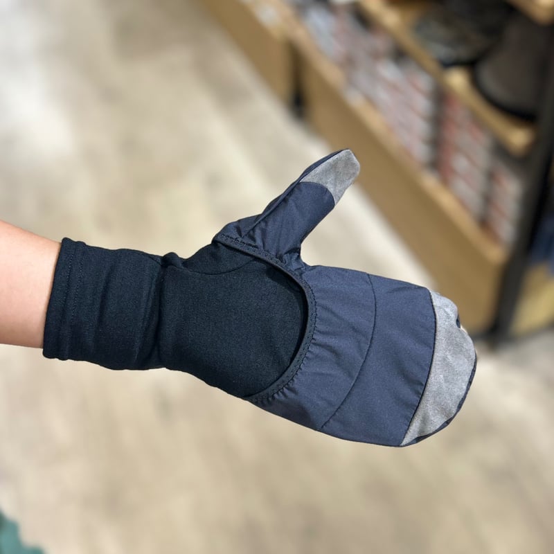 UNWASTED アンウェイステッド / ビヨンド ブラック (フード付