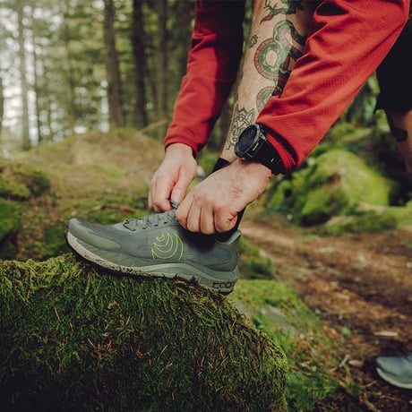 Topo Athletic トポアスレティック /MTN RACER 4 エムティーエヌ レーサー 4 Men's《Grey/Lime》
