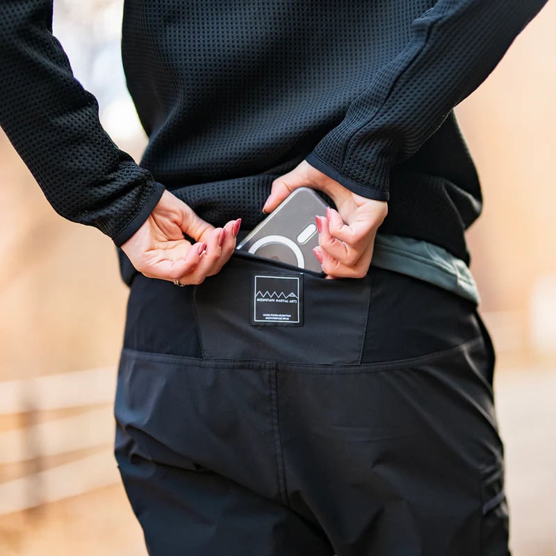 Mountain Martial Arts マウンテンマーシャルアーツ / MMA SOLOT