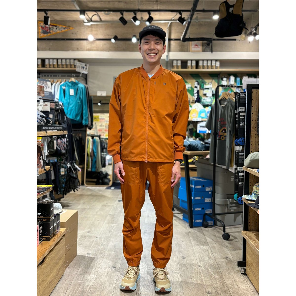 【美品】TANNUKI　タヌキ　ウィンドシェル　ブルゾン TANNUKI タヌキ / サト ウィンド ブルゾン《Caramel Brown