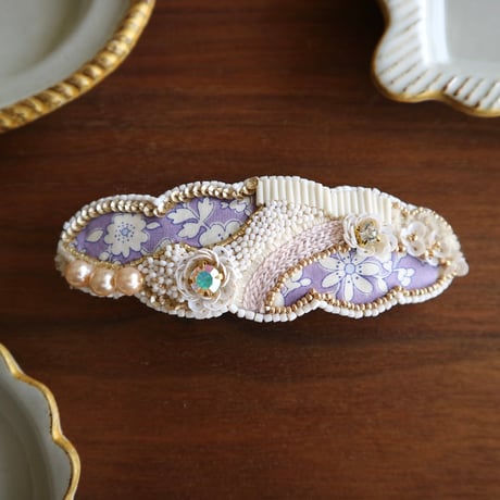 ito.iro.katachi(イトイロカタチ) / 刺繍バレッタ 【ハレノヒ】