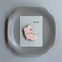 rioka pot / ブローチ　うさぎ