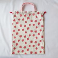 cheka／体操服入れ巾着 持ち手つき　いちご・しろくま