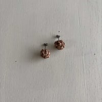 atelier hemslojd(アトリエ　ヘムスロイド)  革玉ピアス　大
