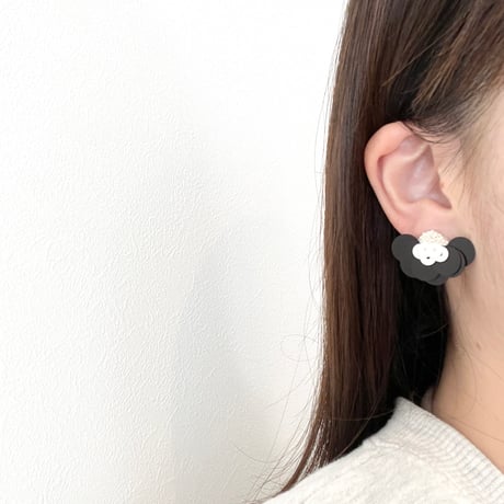 cheese. 踊り子　ピアス・イヤリング
