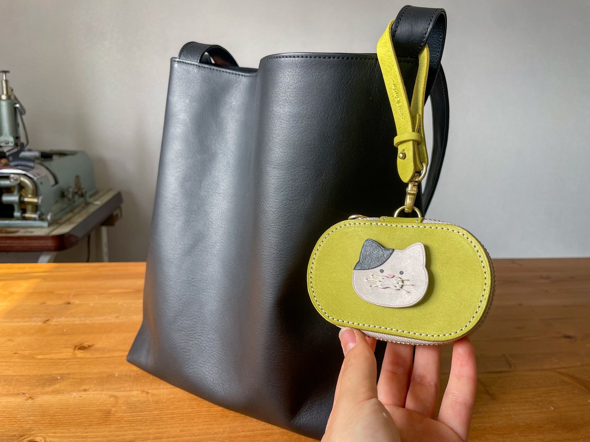 lecoa☆leather(レコアレザー)/ にゃんこポーチ | くうそう ONE-DERFUL