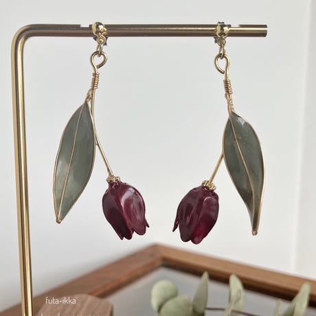 フタイッカ / チューリップイヤリング・ピアス