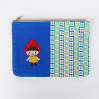 チョコット　ぺたんこ刺繍ポーチ　いちご
