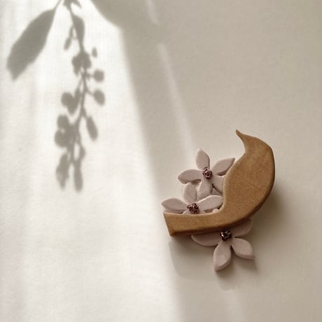 craftseed(クラフトシード）  花と鳥のブローチ