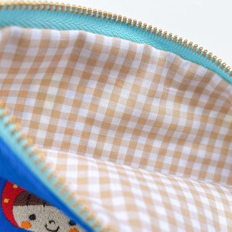 チョコット　ぺたんこ刺繍ポーチ　いちご