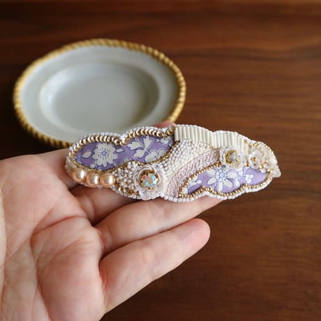 ito.iro.katachi(イトイロカタチ) / 刺繍バレッタ 【ハレノヒ】