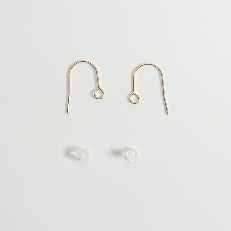Shirotumekusa（しろつめくさ）　椿　イヤリング・ ピアス