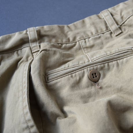 Old Yankees bio - beige / another 20th century