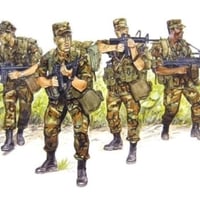 1/35 SOVIET NAVAL INFANTRY(4体セット) -ソビエト海軍歩兵-
