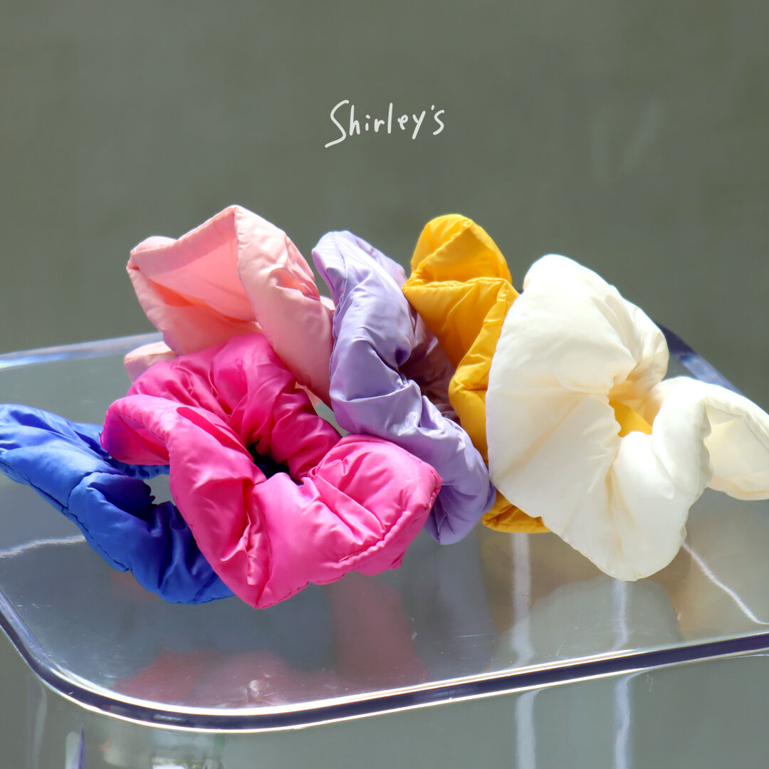 もこもこカラフルシュシュ | Shirley's