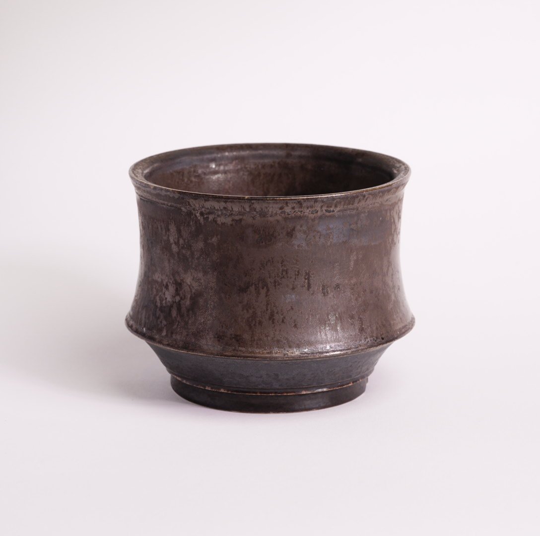 オリジナル陶器鉢 “つぼみ” 金彩 Mサイズ | Agave & Caudex Port Eden