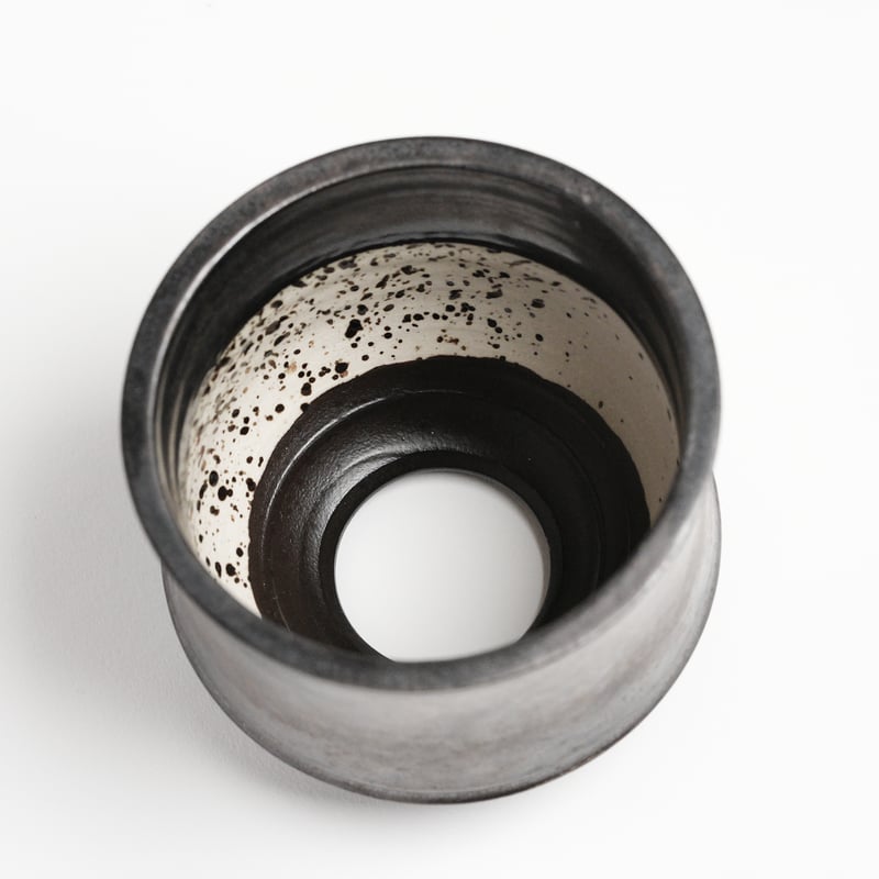 オリジナル陶器鉢 “つぼみ” ブラック SSサイズ | Agave & Caudex Por