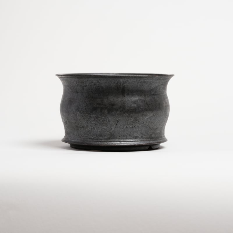 オリジナル陶器鉢 “ゆらぎ” ブラック SSサイズ | Agave & Caudex Port
