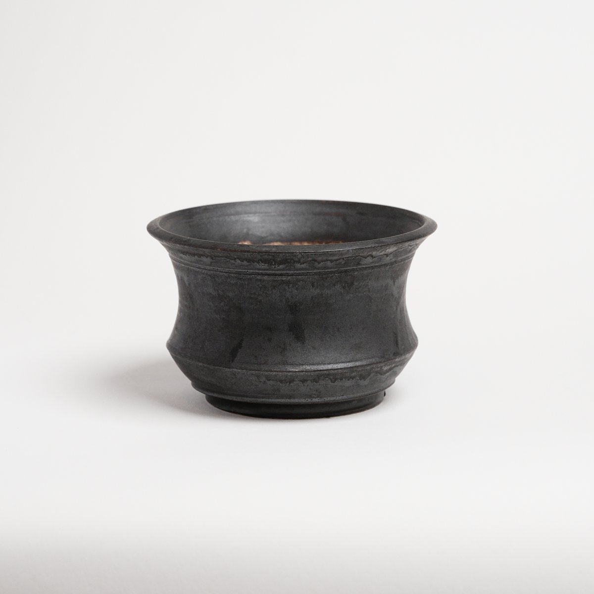 ご購入済み　リメイク鉢　丸陶器鉢　　 ガーデニングwelcome ご購入済み リメイク鉢 丸陶器鉢 ガーデニングwelcome