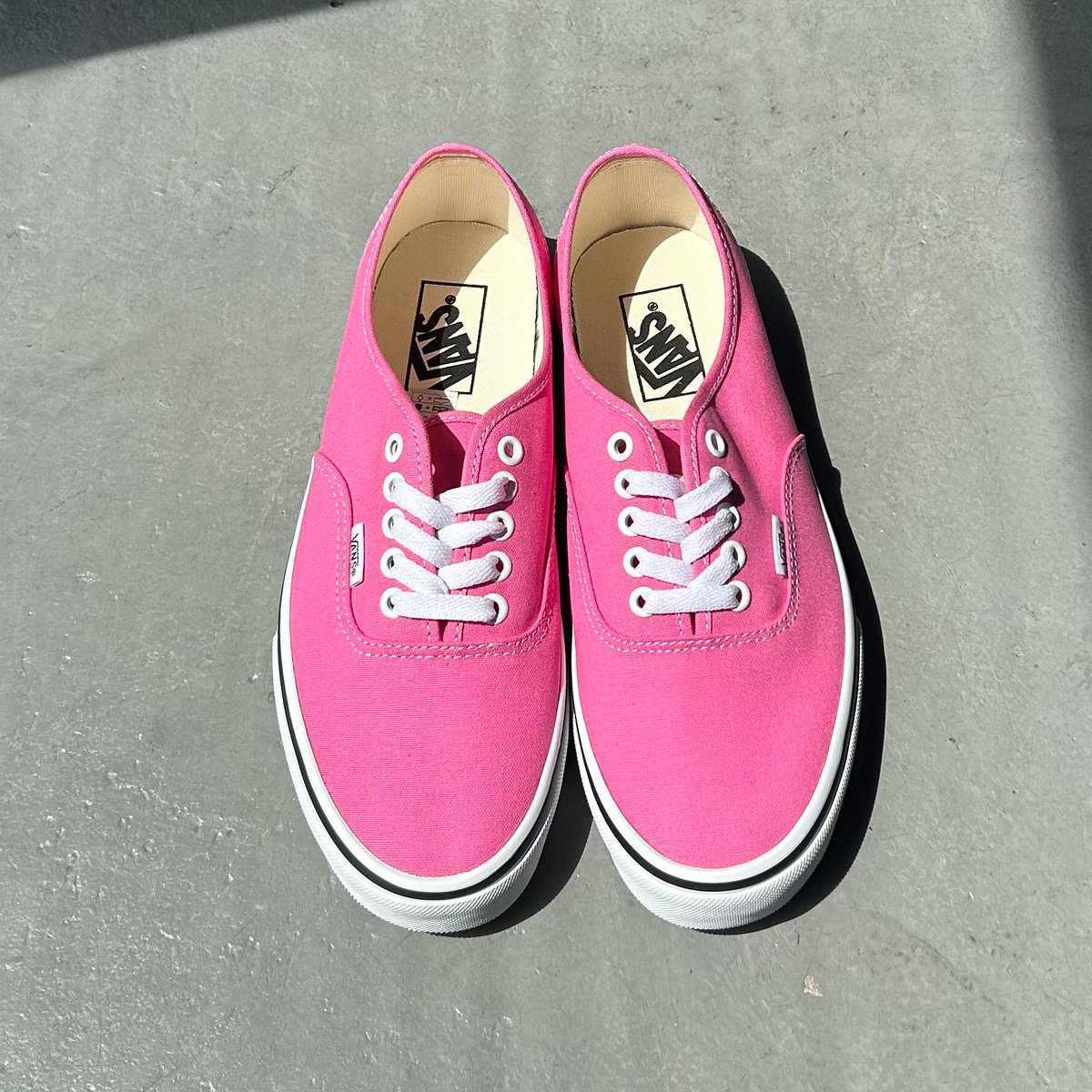 VANS AUTHENTIC | tokishirazu