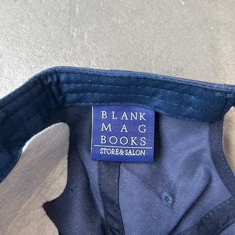 SO MANY BOOKS,SO LITTLE TIME Pigment cap