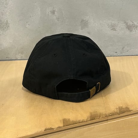 BLEECKERINC LOGO CAP
