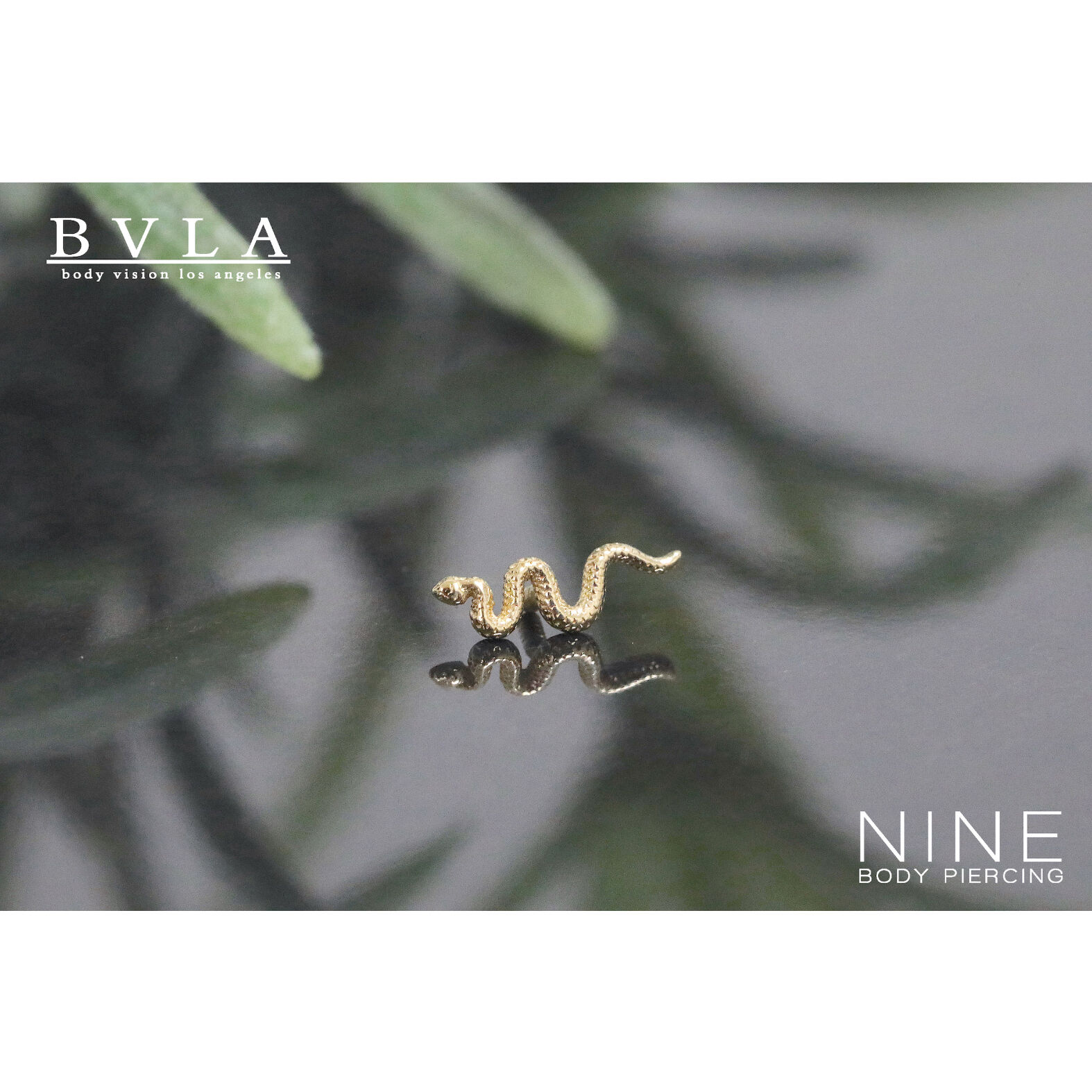Delicate Snake (YG / Right - Tiny) | NINE BODY