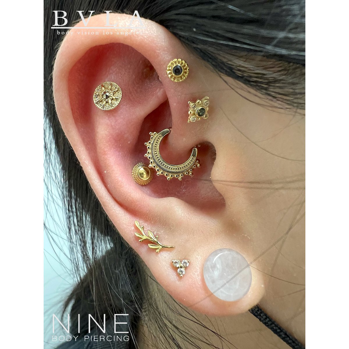 Afghan - Hinge Ring (YG) | NINE BODY PIERCING