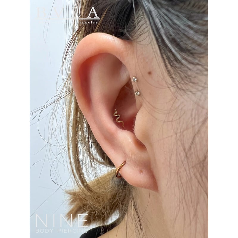 Delicate Snake (YG / Right - Tiny) | NINE BODY