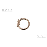 Amity - Hinge Ring (RG - Curved to the Right)