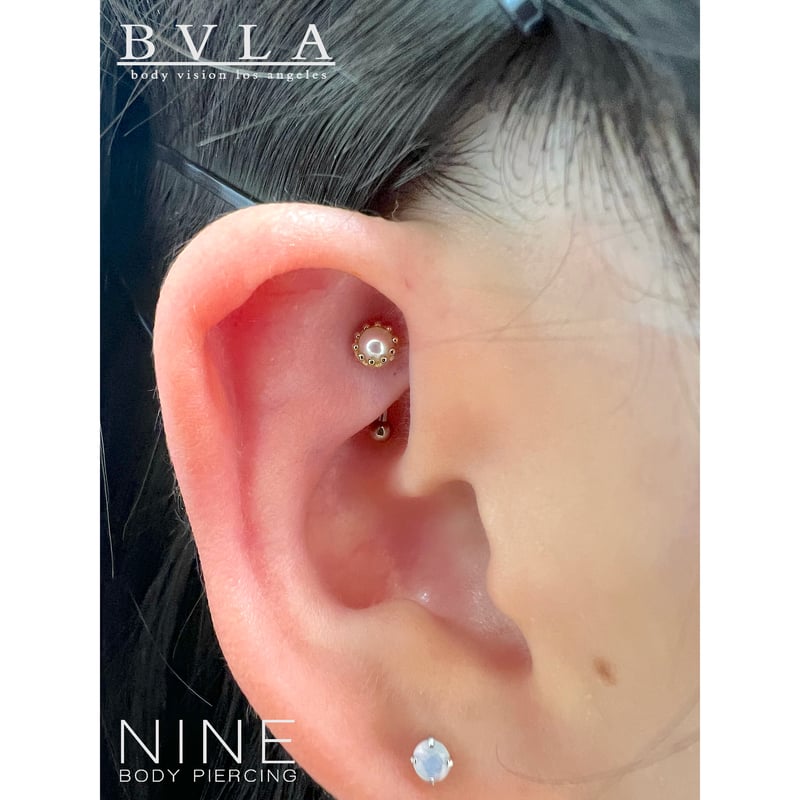 Crown (YG / Pearl) | NINE BODY PIERCING
