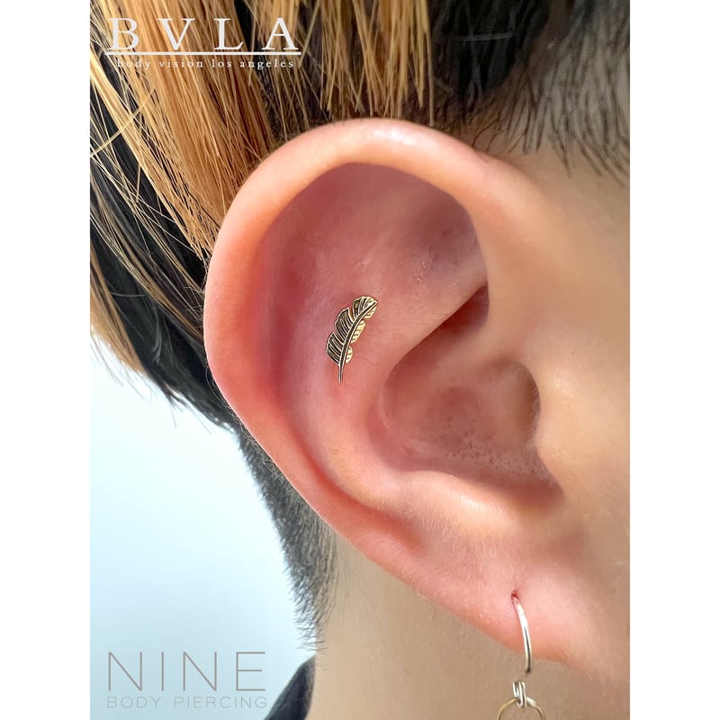 Feather (YG/10mm/Right) | NINE BODY PIERCING