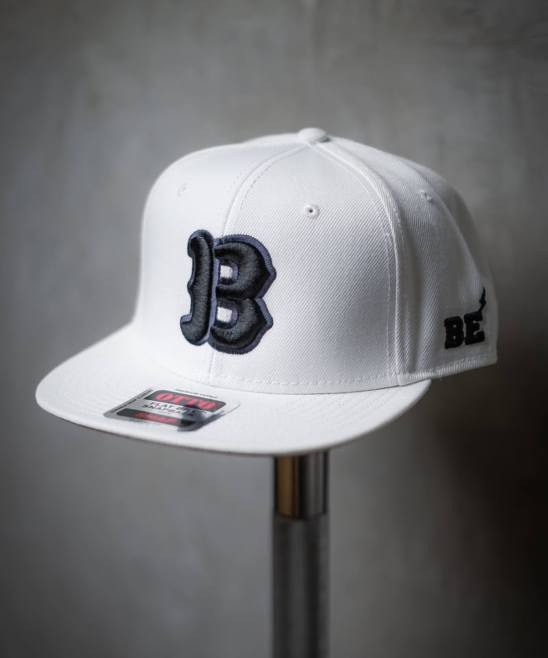B” ORIGINAL LOGO CAP/WHITE×BLACK | KRAZY BEE O...
