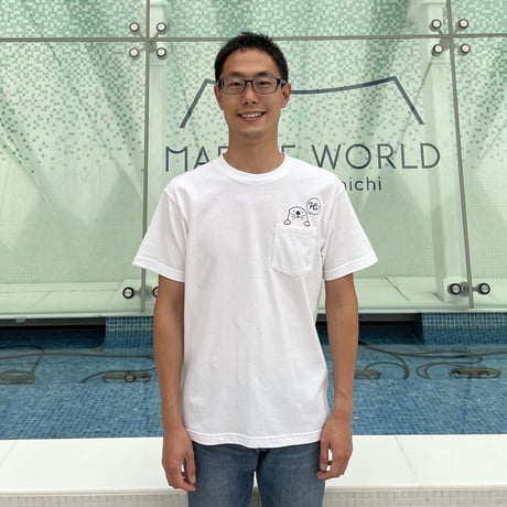 ポケット付Tシャツ（ラッコ）- ホワイト
