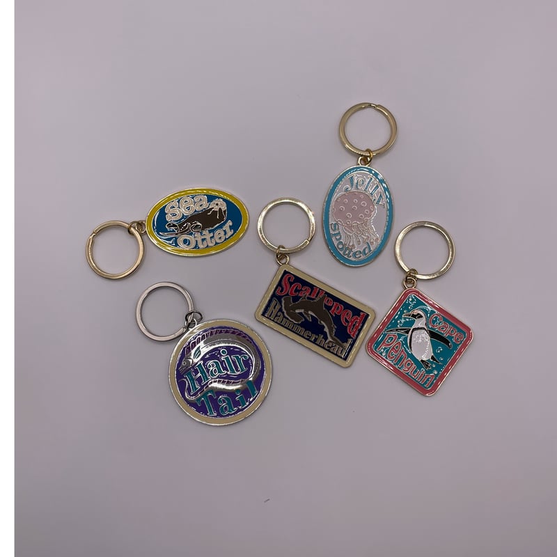 メタルキーホルダー（アカシュモクザメ） | すいそう