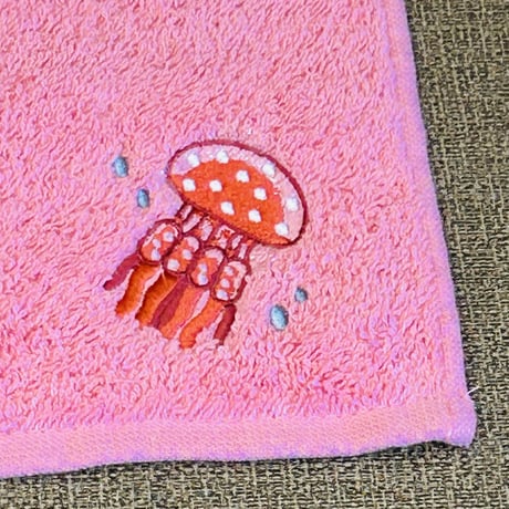 オーガニックコットン刺繍ミニタオル（タコクラゲ）