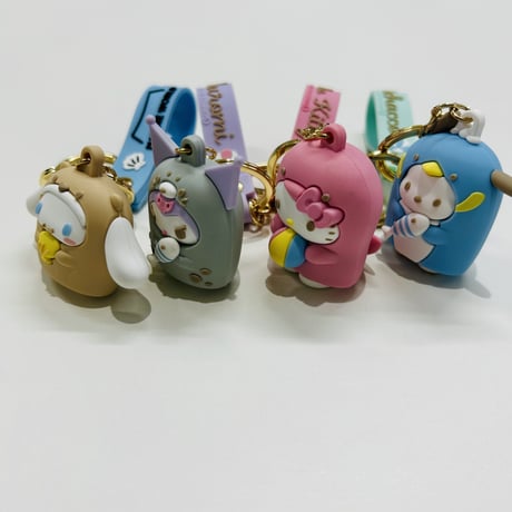【マリンワールド×シナモロール】立体ラバーキーホルダー