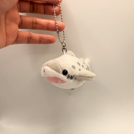 ボールチェーンマスコット（シロワニ）