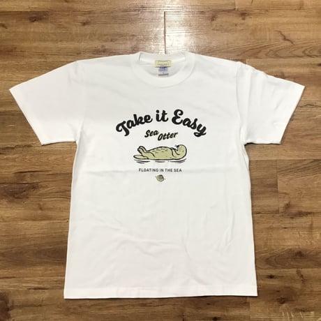 Tシャツ（ラッコ Take it Easy）- ホワイト