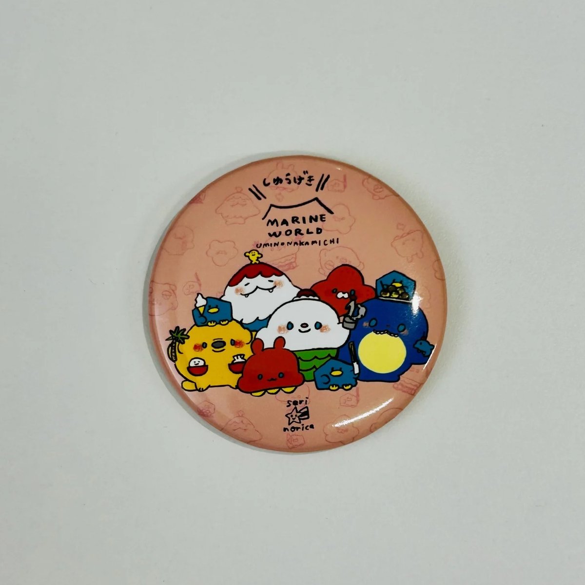 マリンワールド×せり のりか】缶バッジ③（ピンク） | すいそう
