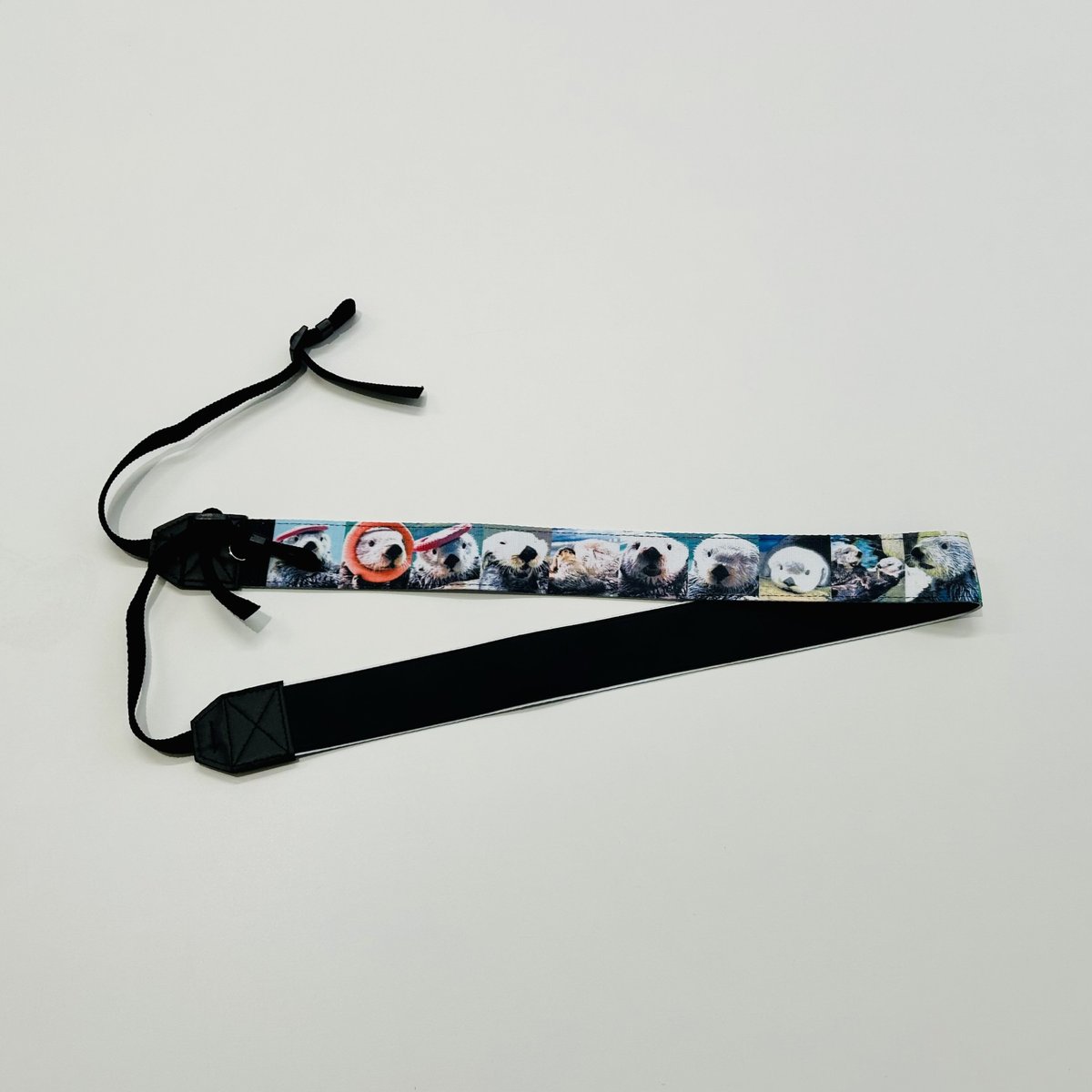 リロラッコマリンワールド海の中道カメラストラップマルチクロスカメラ